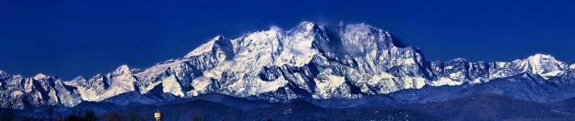 http://upload.wikimedia.org/wikipedia/commons/c/c2/2007-10_Monte_Rosa.jpg